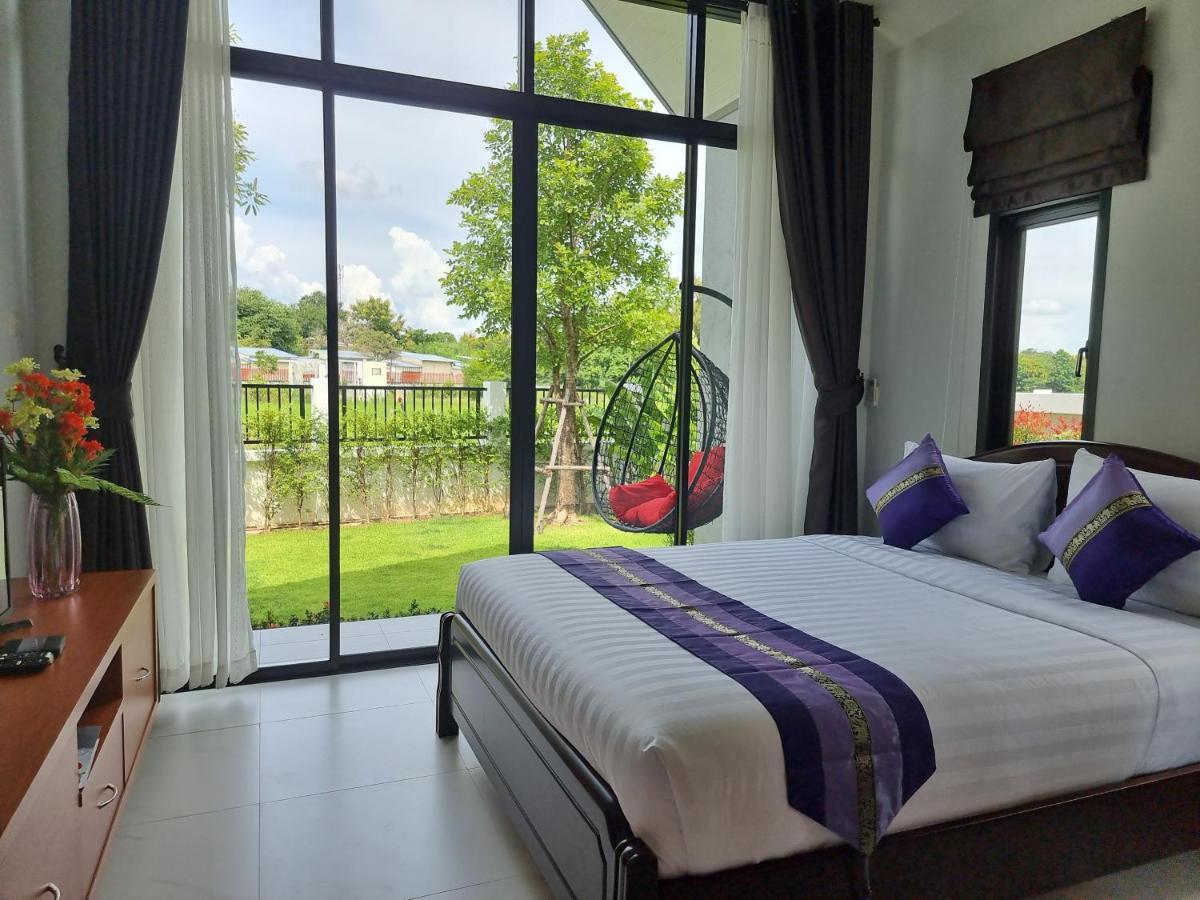 Baan Dalah Pool Villa Buriram Exteriér fotografie