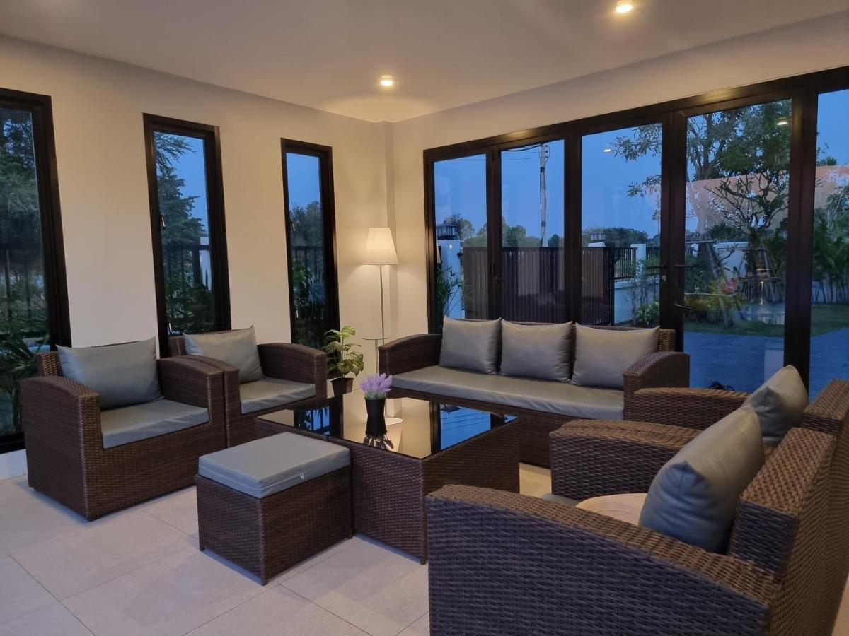 Baan Dalah Pool Villa Buriram Exteriér fotografie
